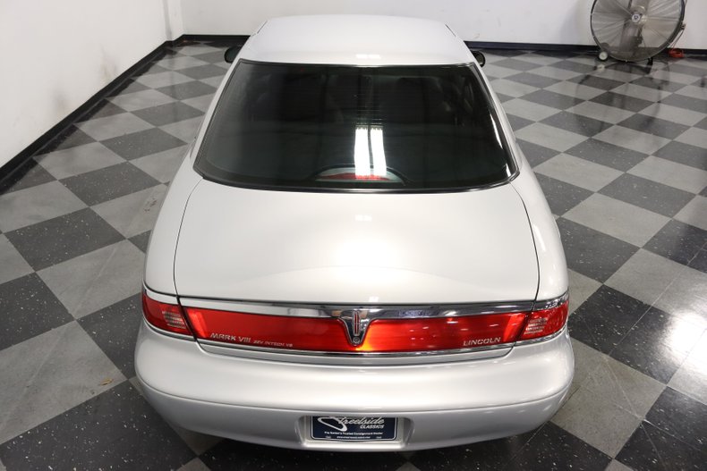 1998 Lincoln Mark VIII 31