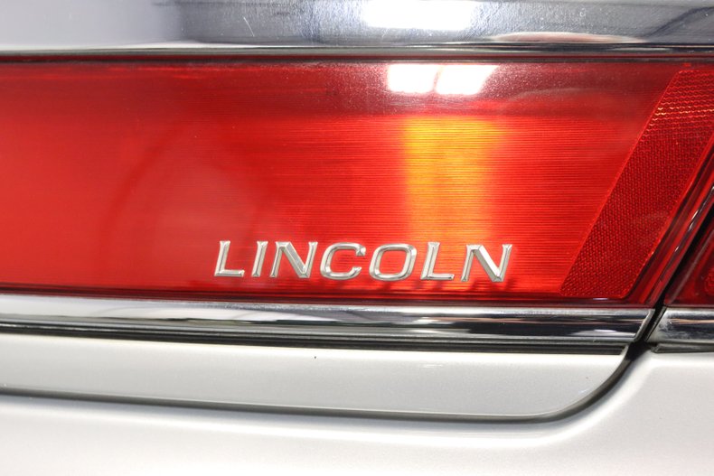 1998 Lincoln Mark VIII 78