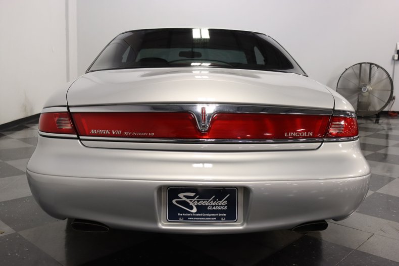 1998 Lincoln Mark VIII 11