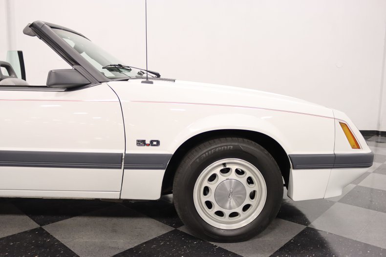 1986 Ford Mustang 25