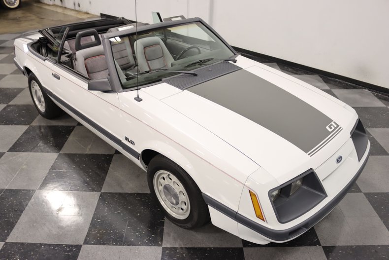 1986 Ford Mustang 61