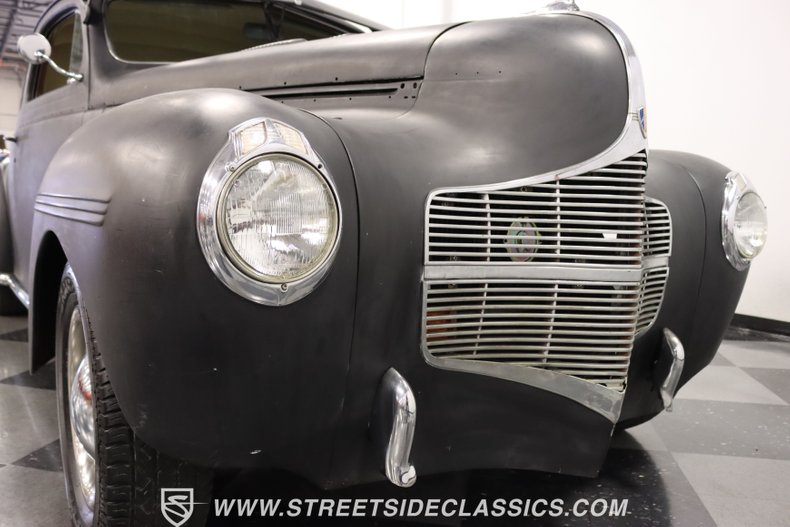 1940 Dodge Deluxe 68