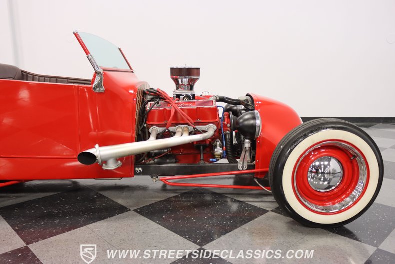 1927 Ford Roadster 29