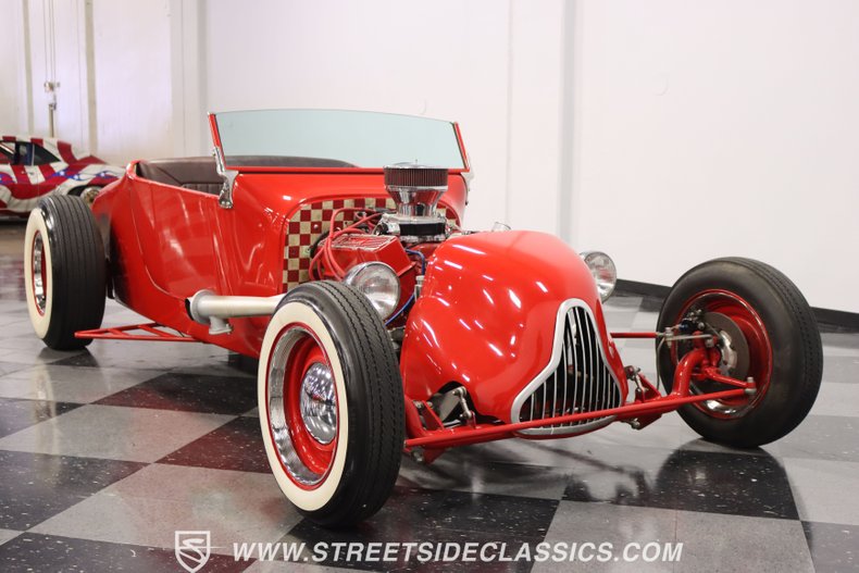 1927 Ford Roadster 14