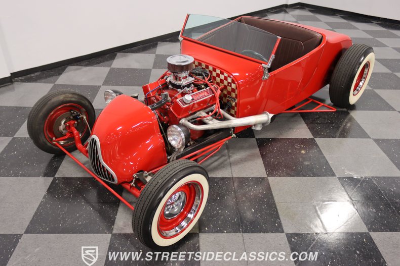 1927 Ford Roadster 17