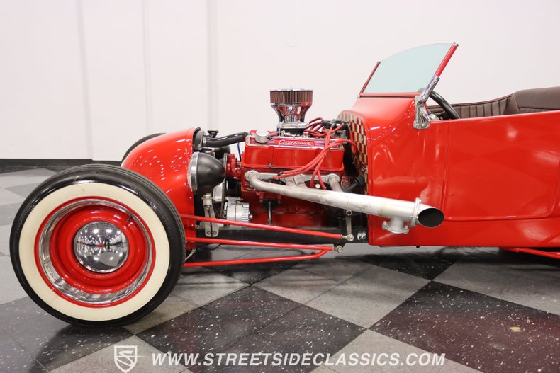 1927 Ford Roadster 21