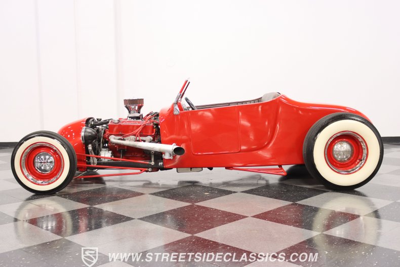 1927 Ford Roadster 2