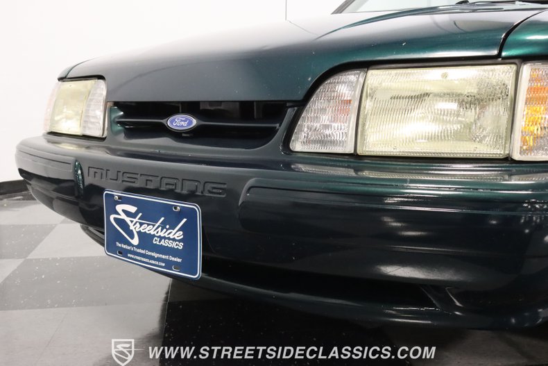 1990 Ford Mustang 69