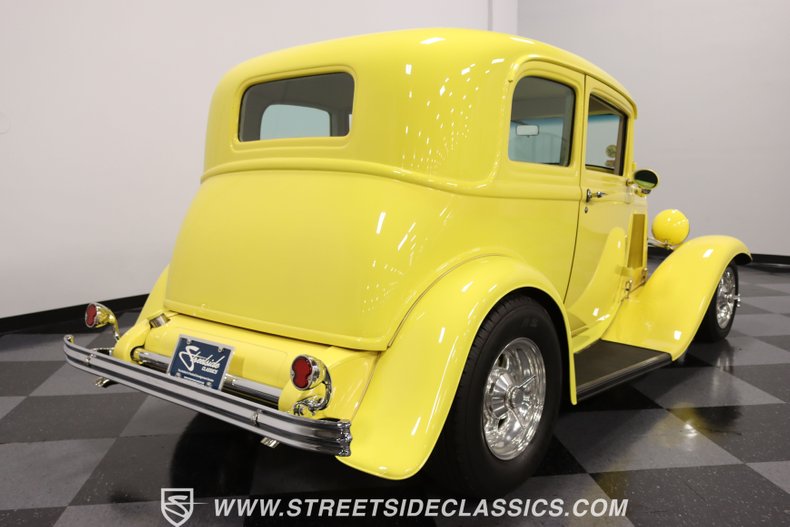 1932 Ford Victoria 10