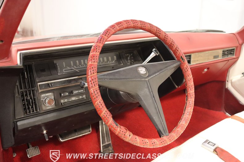 1969 Cadillac DeVille 37
