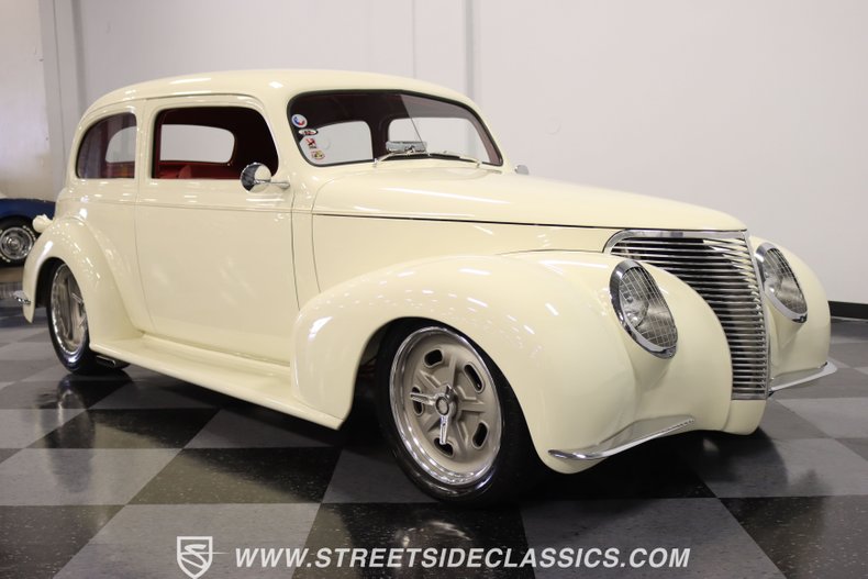1939 Chevrolet Master Deluxe 13