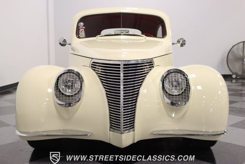 1939 Chevrolet Master Deluxe 15