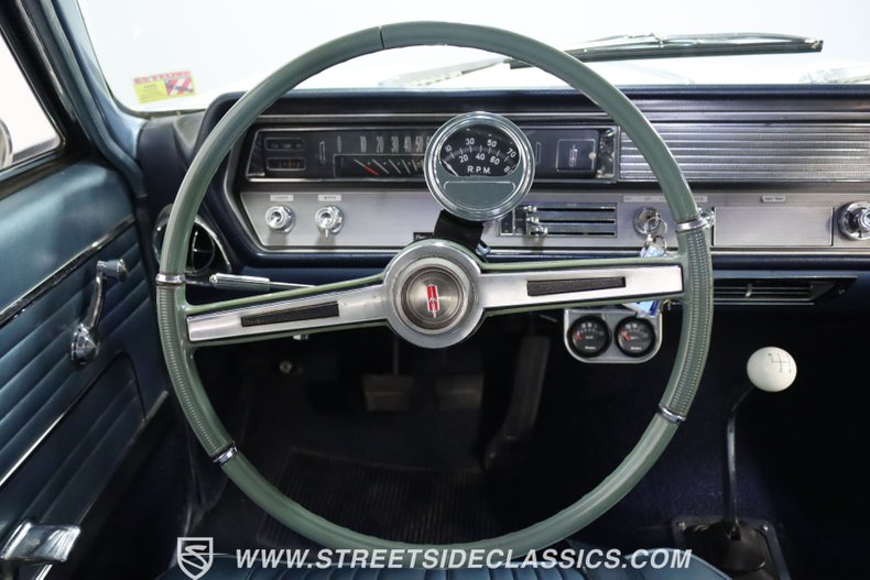 1965 Oldsmobile Cutlass 38