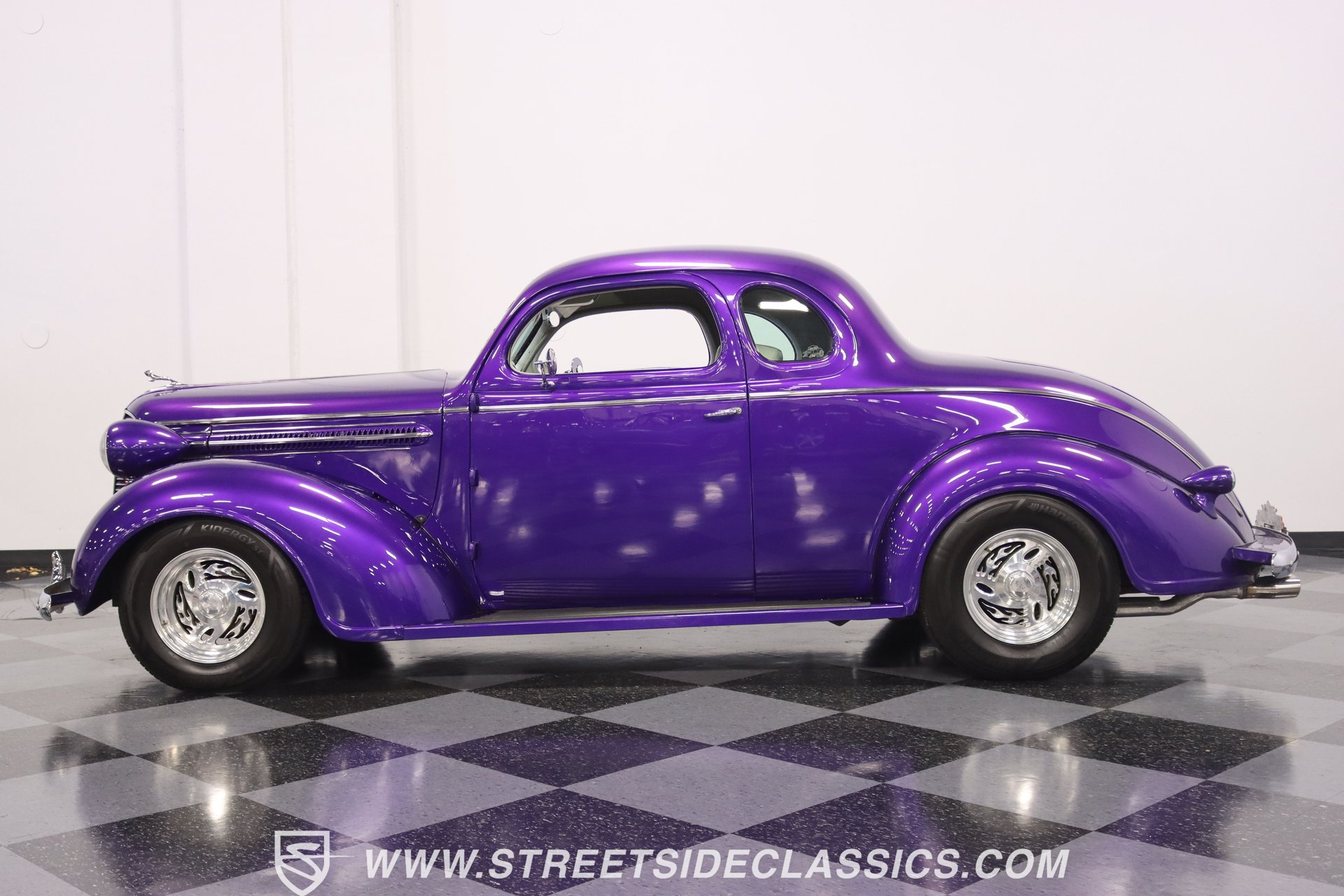 1937 dodge 5 window coupe