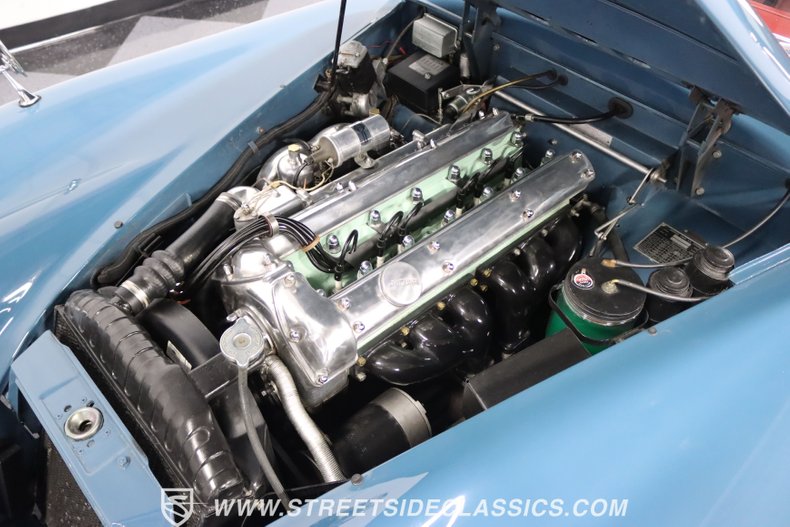 1958 Jaguar XK150 32