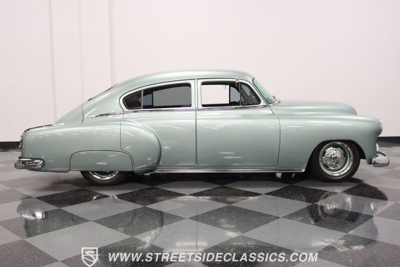 1951 Chevrolet Fleetline 12