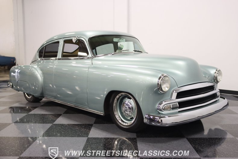 1951 Chevrolet Fleetline 13