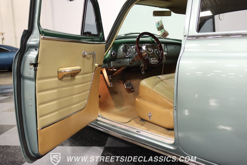 1951 Chevrolet Fleetline 35