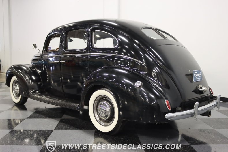 1938 Ford Deluxe 6