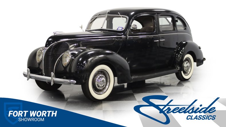 1938 Ford Deluxe 1