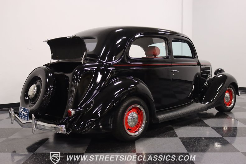 1936 Ford Tudor 52