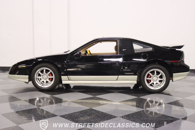 1987 Pontiac Fiero GT 2