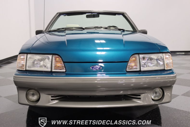 1993 Ford Mustang 15