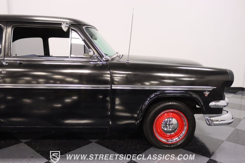 1954 Ford Customline 29
