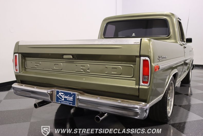 1972 Ford F-100 Sport Custom 9