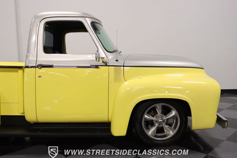 1955 Ford F-100 29
