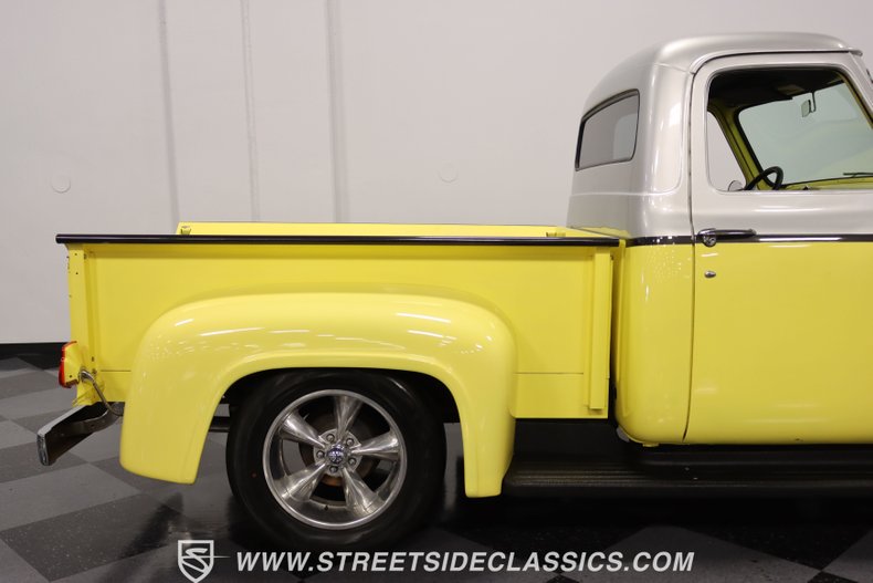 1955 Ford F-100 28