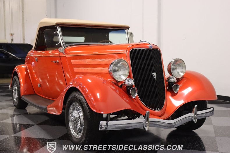 1934 Ford Cabriolet 14