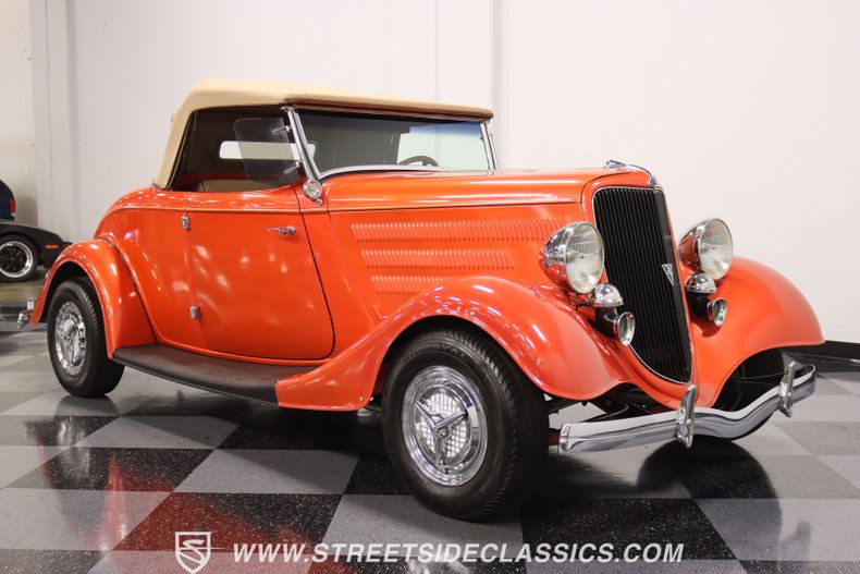 1934 Ford Cabriolet 13