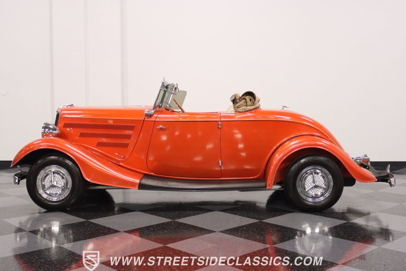 1934 Ford Cabriolet 2