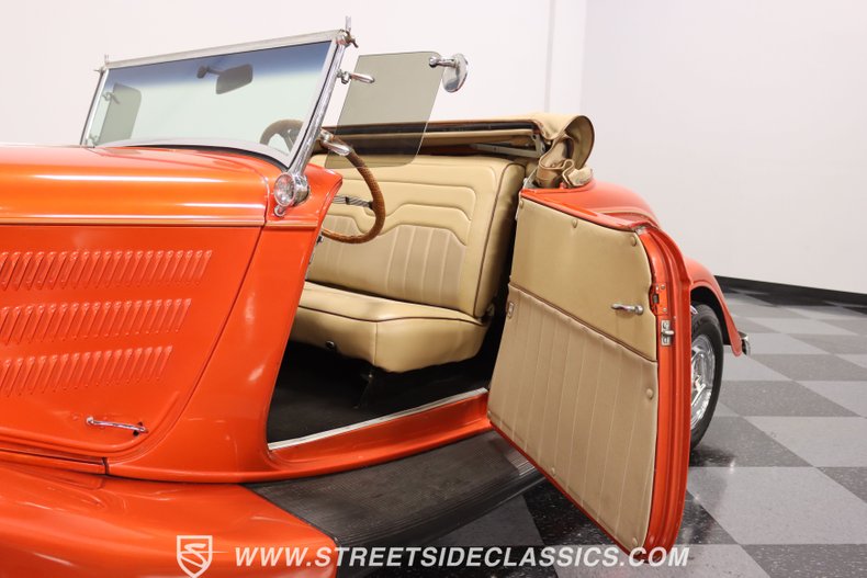 1934 Ford Cabriolet 35