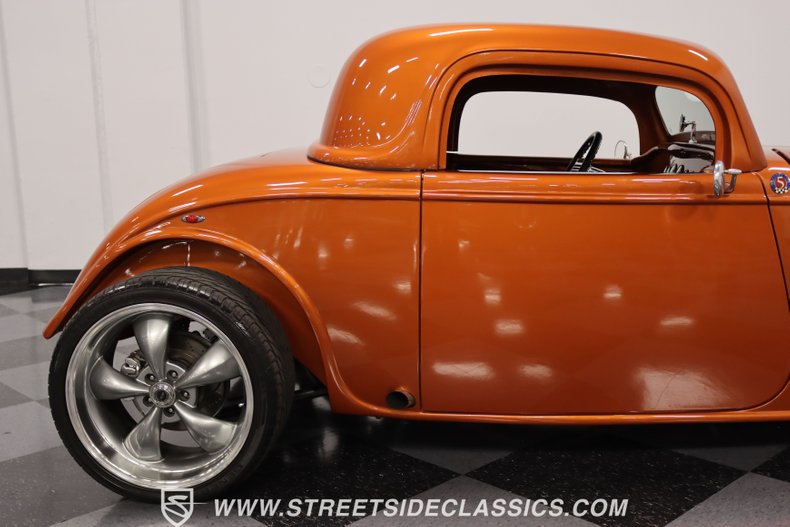1934 Ford Coupe 28