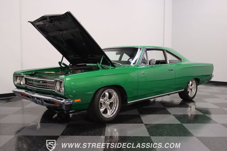 1969 Plymouth Road Runner 32