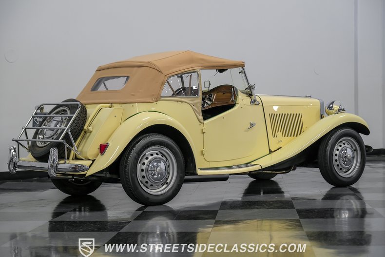 1952 MG TD  16