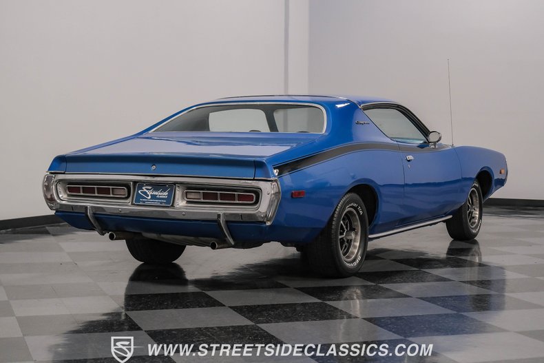 1972 Dodge Charger 14