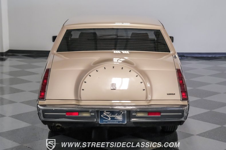 1986 Lincoln Continental 14