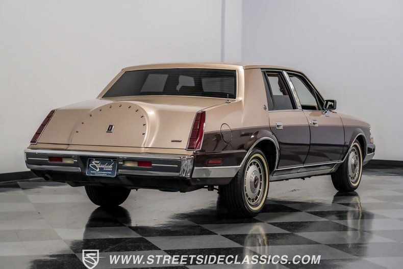1986 Lincoln Continental 16