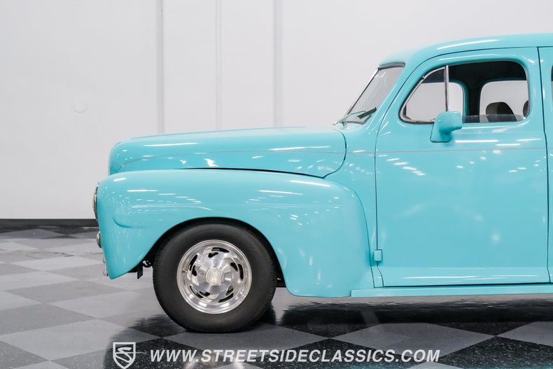 1947 Ford Deluxe 7