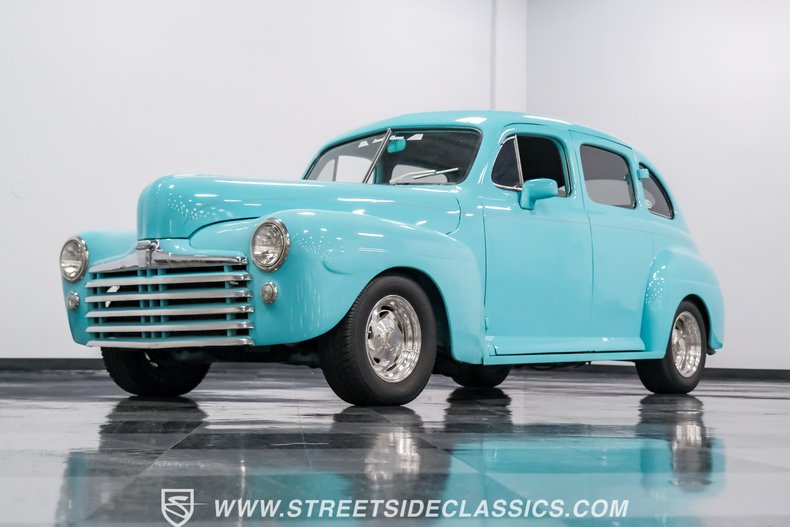 1947 Ford Deluxe 85