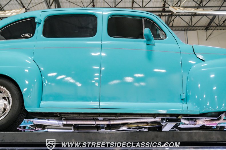 1947 Ford Deluxe 95