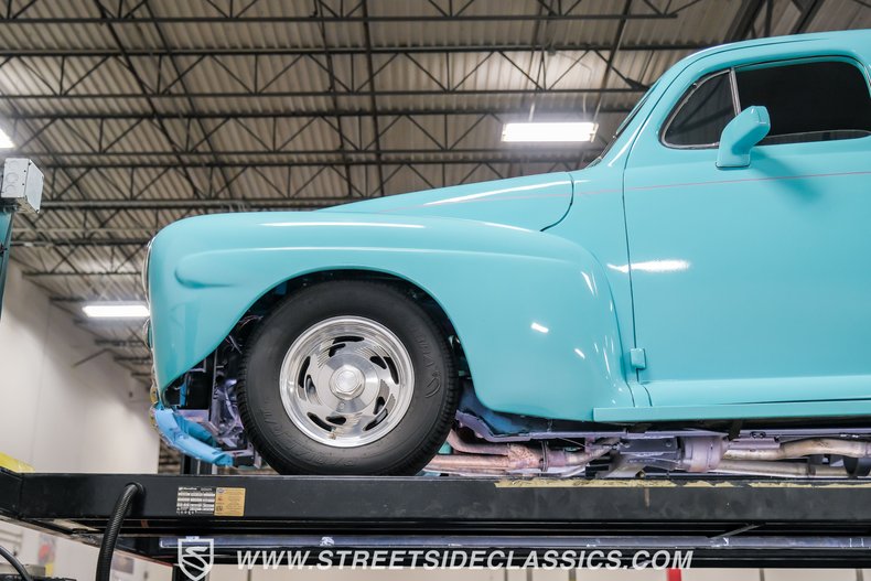 1947 Ford Deluxe 90