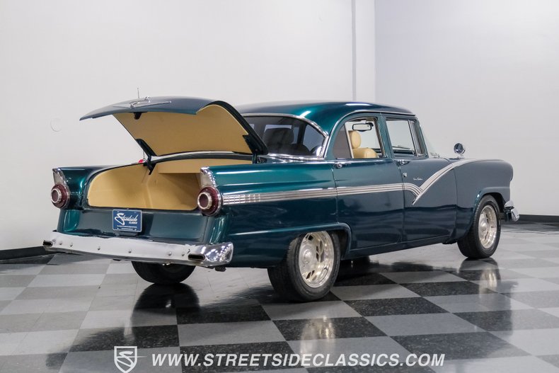1956 Ford Fairlane 66