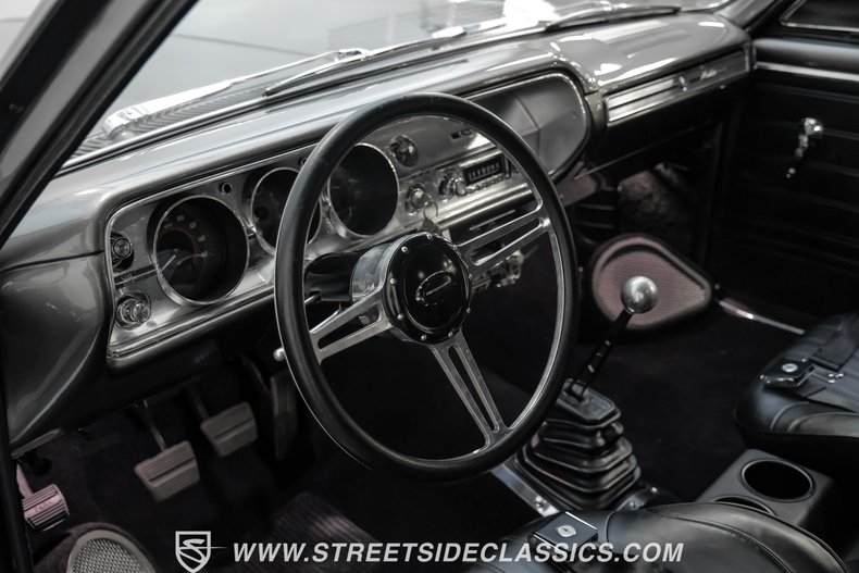 1965 Chevrolet Chevelle 300 Restomod 38