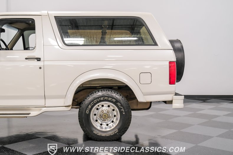 1995 Ford Bronco 8
