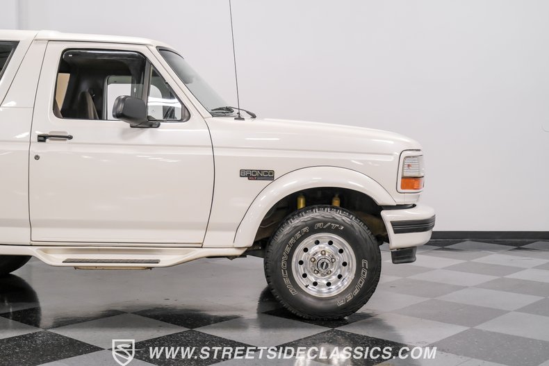 1995 Ford Bronco 19