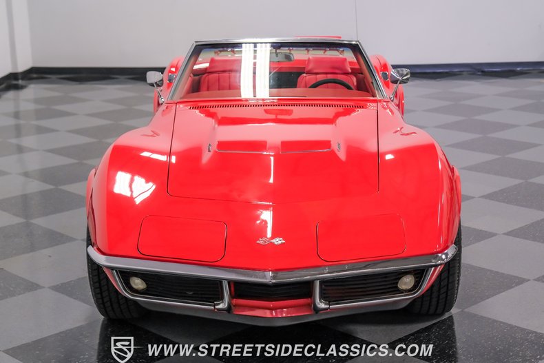 1969 Chevrolet Corvette 24